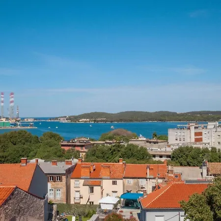 דירה Classic One Bedroom With Sea View